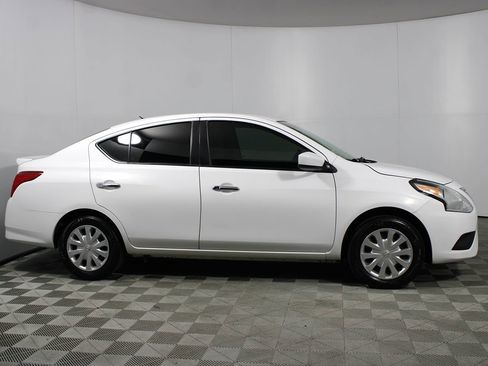 Used 2019 Nissan Versa SV FWD image 26