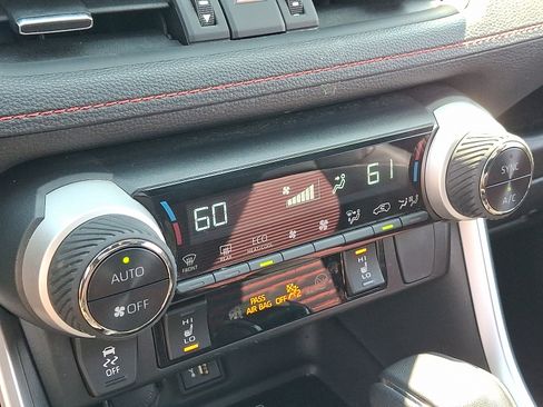 Used 2023 Toyota RAV4 XSE w/ Weather Package AWD/4WD image 17