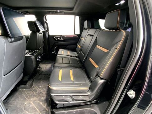 Used 2024 GMC Yukon XL AT4 AWD/4WD image 24