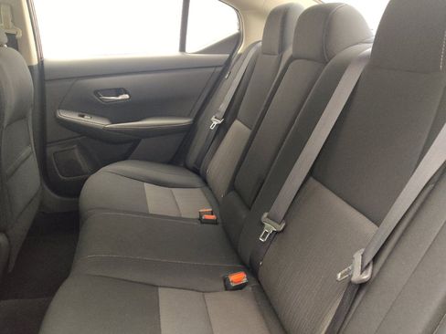 Used 2022 Nissan Sentra SV w/ All-Weather Package FWD image 18