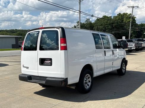 Used 2014 Chevrolet Express 1500 RWD image 15