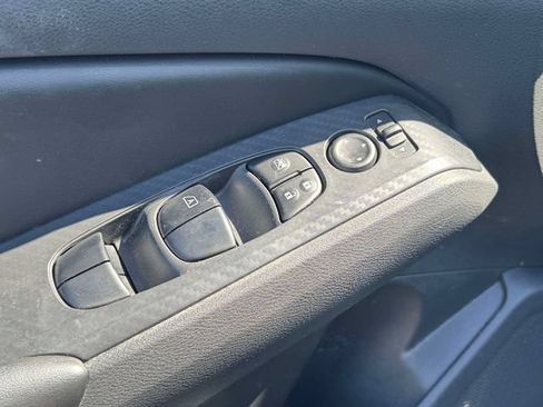 Used 2023 Nissan Altima 2.5 S FWD image 18
