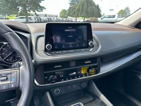 Certified 2023 Nissan Rogue SV w/ SV Premium B Package AWD/4WD image 30
