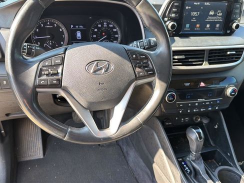 Used 2021 Hyundai Tucson Limited FWD image 15