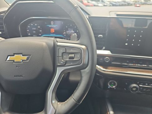 Used 2024 Chevrolet Silverado 1500 LT RWD image 19