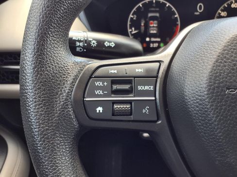 Used 2025 Honda HR-V LX image 15