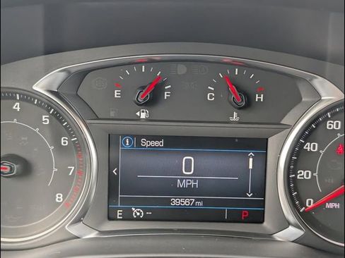 Used 2023 GMC Acadia SLE w/ Driver Convenience Package FWD image 21