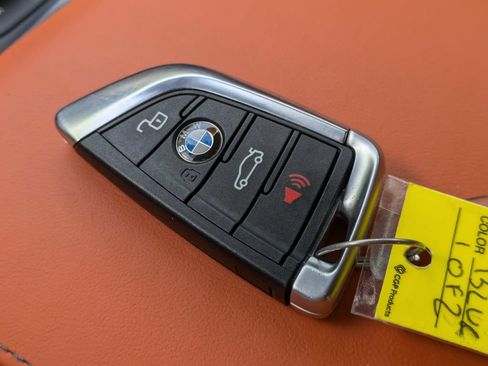 Used 2024 BMW M3 w/ M Carbon Exterior Package RWD image 28
