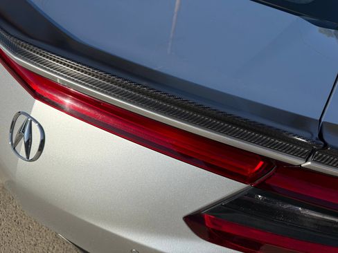 Used 2017 Acura NSX AWD/4WD image 13