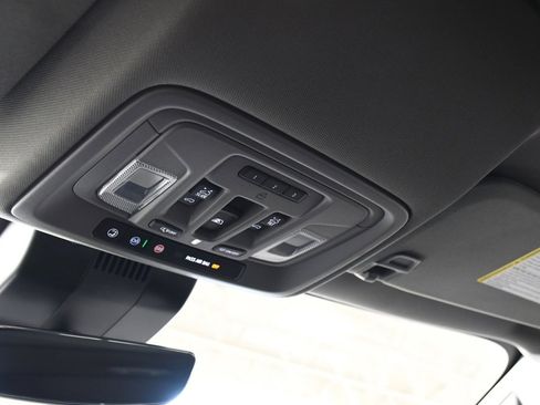 Used 2024 GMC Sierra 1500 Denali w/ Denali Reserve Package image 31