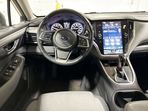Used 2024 Subaru Outback Premium AWD/4WD image 11