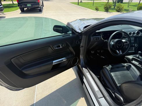 Used 2021 Ford Mustang GT Premium w/ GT Performance Package RWD image 8