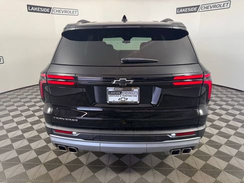 New 2025 Chevrolet Traverse LT w/ Enhanced Driving Package FWD image 5