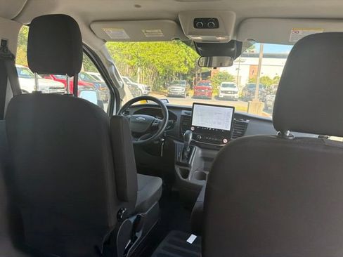 Used 2024 Ford Transit 350 XLT RWD image 18