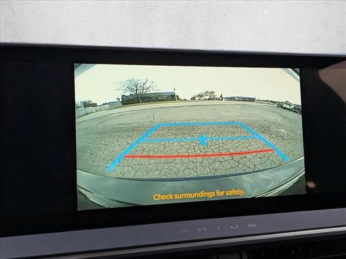 Certified 2025 Toyota Prius XLE image 15