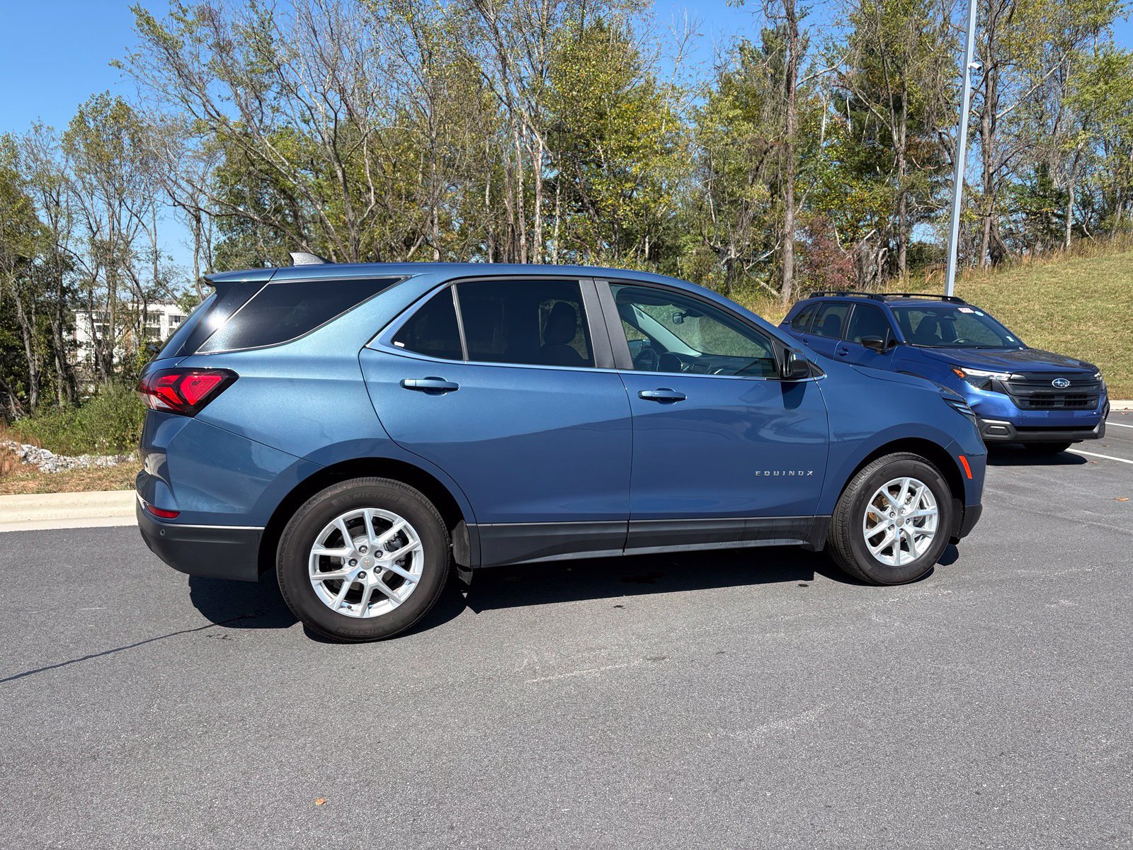 Used 2024 Chevrolet Equinox LT FWD image 8