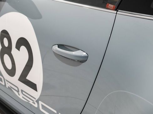 Used 2024 Porsche 911 S/T image 39