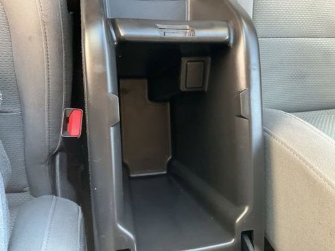 Used 2017 Chevrolet Colorado W/T w/ WT Convenience Package image 19