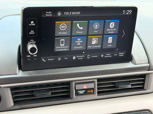Used 2025 Honda Pilot EX-L image 11