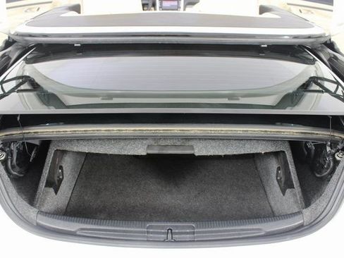 Used 2010 Volkswagen Eos Komfort image 16