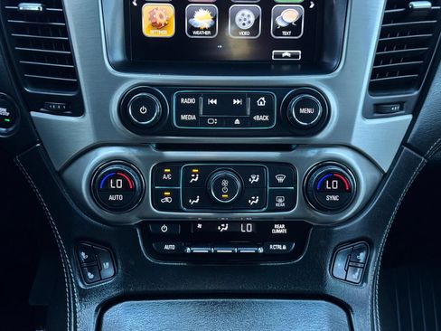 Used 2019 GMC Yukon Denali w/ Denali Ultimate Package AWD/4WD image 40