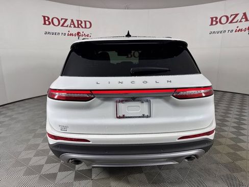 New 2026 Lincoln Corsair Premiere image 6