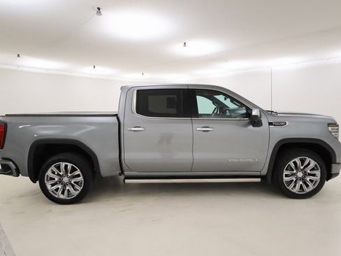 Used 2024 GMC Sierra 1500 Denali w/ Denali Reserve Package image 2