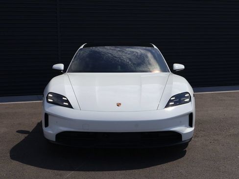 Certified 2025 Porsche Taycan RWD image 7