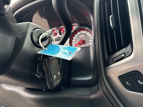 Used 2018 GMC Sierra 1500 SLE image 26