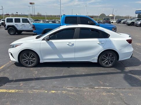 Used 2023 Kia Forte GT-Line w/ GT-Line Premium Package image 10