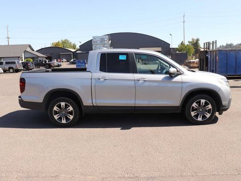 Used 2019 Honda Ridgeline RTL-T image 4