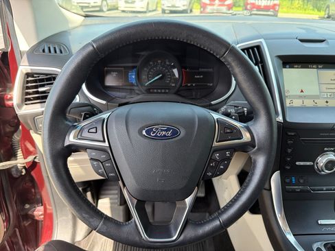 Used 2017 Ford Edge Titanium w/ Equipment Group 301A AWD/4WD image 13