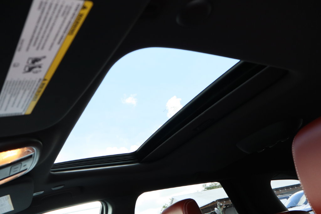 Used 2023 Dodge Durango SRT AWD/4WD image 19