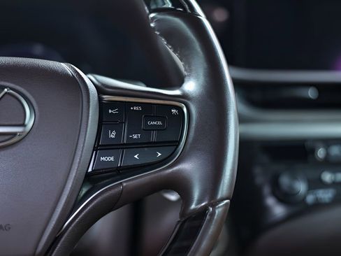 Used 2020 Lexus ES 350 w/ Premium Package image 37