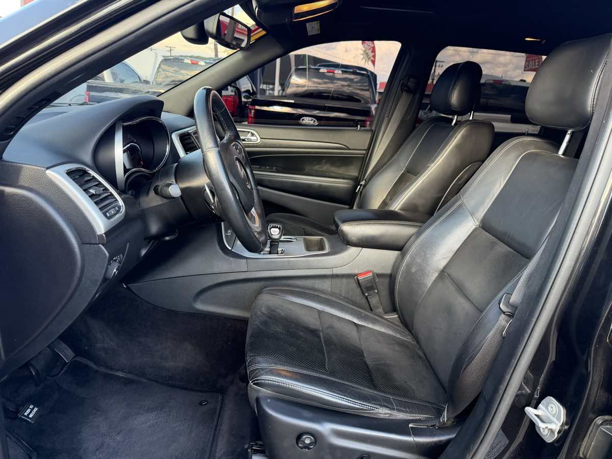 Used 2015 Jeep Grand Cherokee Altitude AWD/4WD image 10