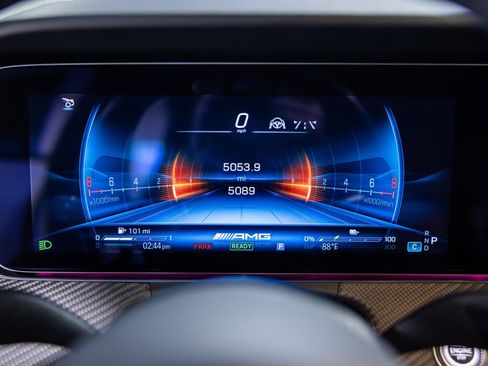 Used 2024 Mercedes-Benz AMG GT 63 S image 40