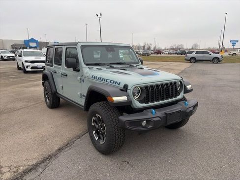 Used 2024 Jeep Wrangler Unlimited Rubicon 4xe image 8
