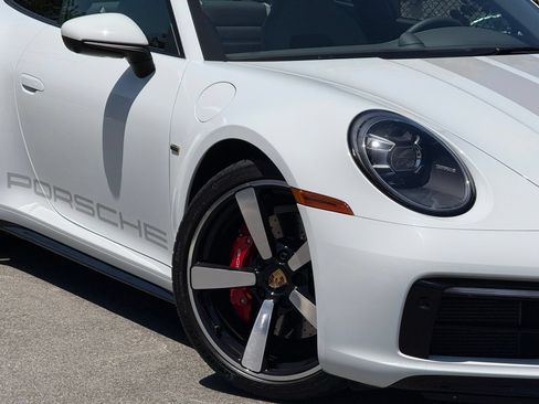 Used 2024 Porsche 911 Carrera S RWD image 15