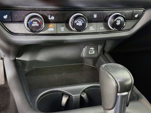 Used 2025 Honda HR-V Sport image 20