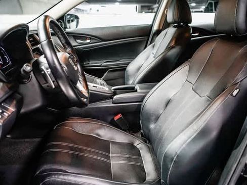 Used 2020 Honda Insight Touring image 17