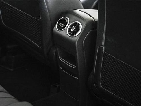 New 2026 Mercedes-Benz GLB 250 4MATIC image 19