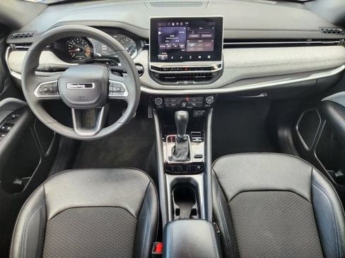Used 2024 Jeep Compass Latitude AWD/4WD image 26