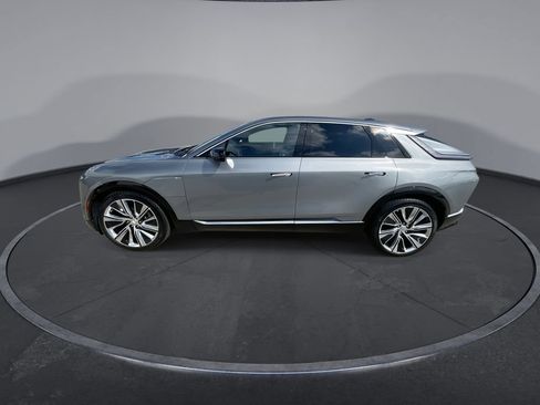 Used 2024 Cadillac Lyriq Luxury w/ Nappa Leather Package RWD image 5