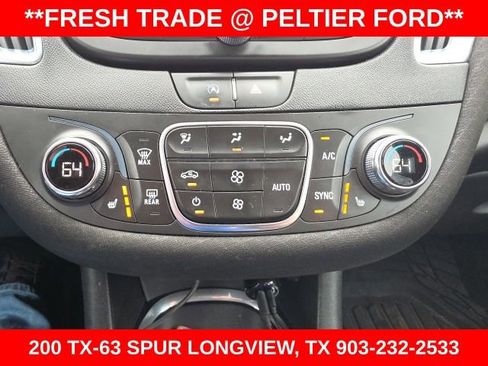 Used 2020 Chevrolet Malibu LT FWD image 19