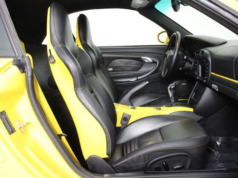 Used 2004 Porsche 911 Turbo AWD/4WD image 28