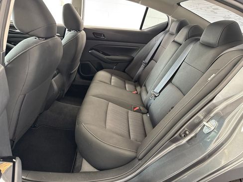 Used 2023 Nissan Altima 2.5 SV w/ SV Premium Package FWD image 36