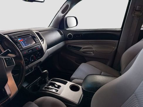 Used 2013 Toyota Tacoma 4x4 Double Cab w/ TRD Sport Pkg image 22