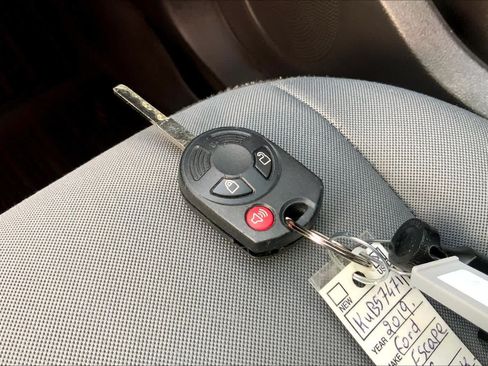 Used 2019 Ford Escape S FWD image 10