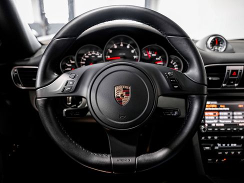 Used 2012 Porsche 911 Carrera 4 GTS image 10