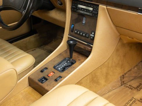 Used 1989 Mercedes-Benz 560 SL image 20